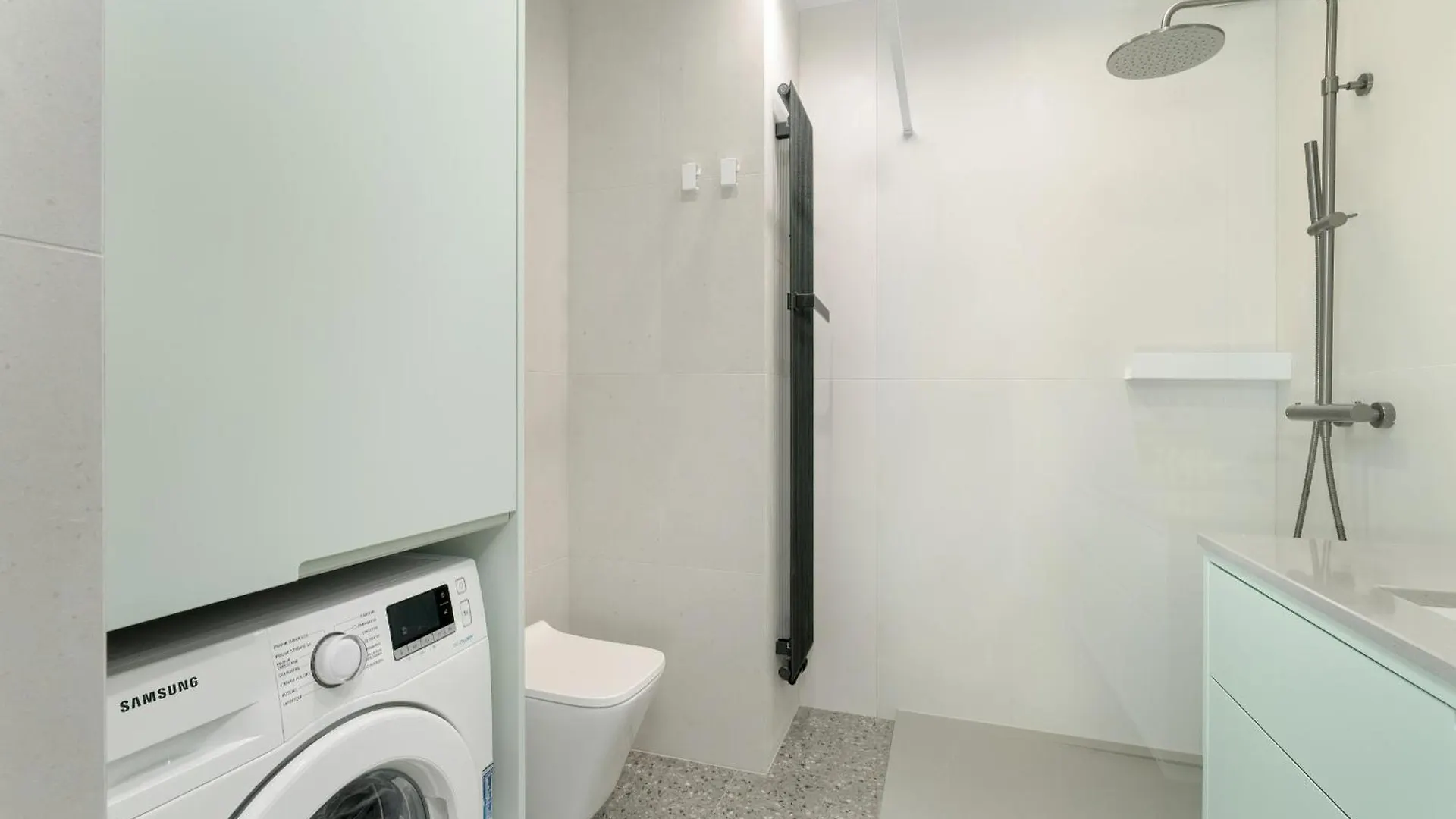 Elegant And Cosy 4Th Floor Studio Close To The Park In Poznan By Noclegi Renters 0*,  Polen
